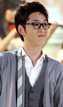 SG Wannabe&#39;s Lee Seok Hoon - lee-seok-hoon-baru-debut-aja-udah-kinclong